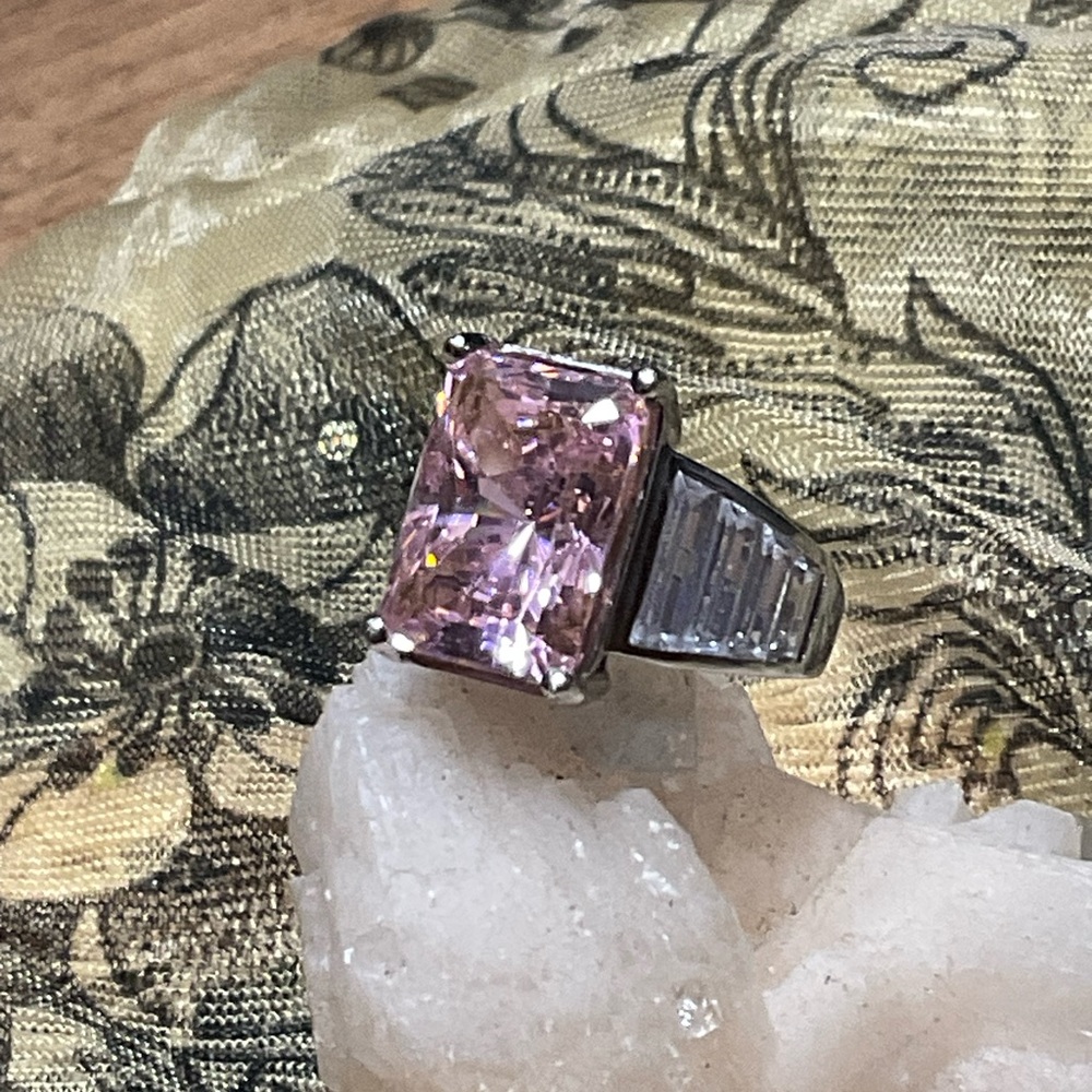 Pink Ice Ring - Picture 2 of 8